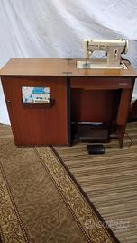 Macchina da cucire anni 60/70 SINGER