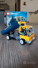 Camion ribaltabile più scavatore Lego 2 in 1