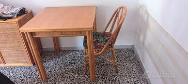 tavolo quadrato raddoppiabile a libro +sedie