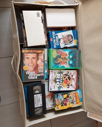  vari film originali  in cassette e CD 