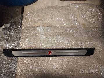 Battitacco retroilluminato Audi A3