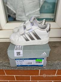 Scarpa da bambina Adidas