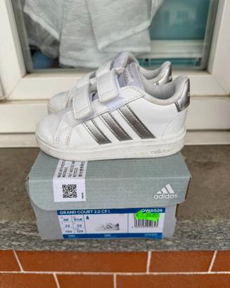 Scarpa da bambina Adidas
