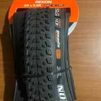 Maxxis rekon race 29 x2.25 3c. Max speed exo prote