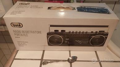 Radio mangiacassette