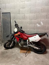 Honda XR650R dall’Ara Supermoto