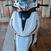 PIAGGIO BEVERLY 310 E5 + BIANCO LUNA  KM0