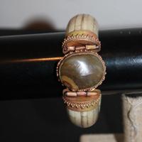 Bracciale etnico  osso, ottone pietra  India 1990