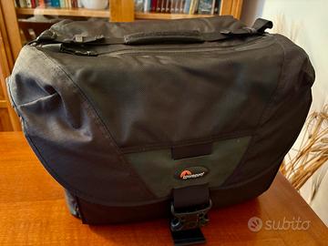 Lowepro Stealth D550AW borsa fotografica