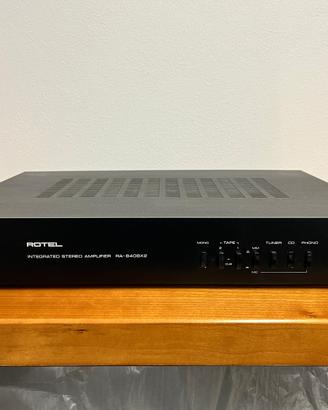 Amplificatore Rotel RA-840BX2