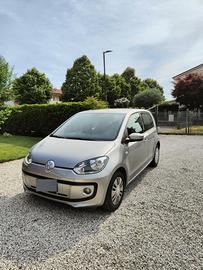 Volkswagen up! Metano (2015) – Perfetta prima auto