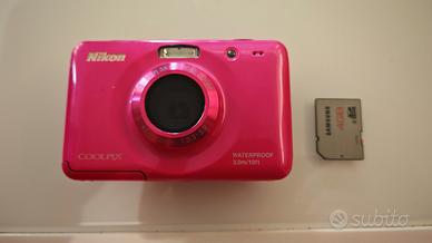 Macchina Fotografica Nikon Coolpix S30
