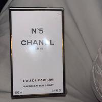 chanel N*5