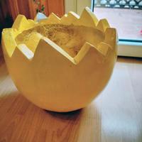 portapiante uovo Pasquale giallo anni 90