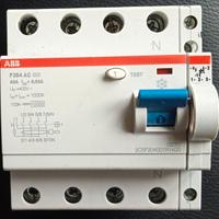 Differenziale ABB F204 AC 40A 0,03A + Ausiliario