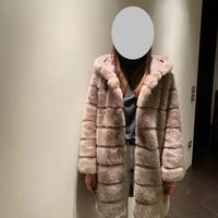 CAPPOTTINO IN ECOPELLICCIA CON CAPPUCCIO