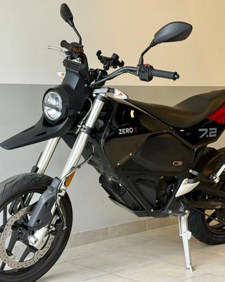 MOTO ELETTRICA ZERO FXE 2024 – 2900 KM IN GARANZIA
