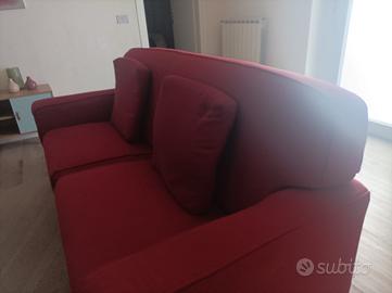 divano letto rosso