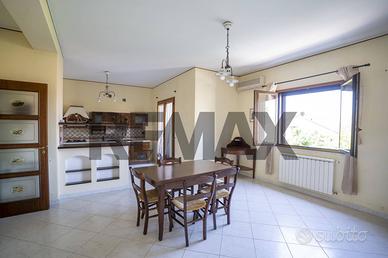 Appartamento - Gravina di Catania