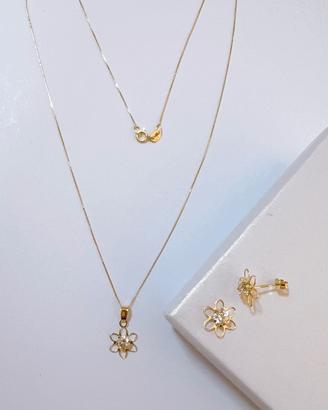 Set collana e orecchini punto luce in oro 18kt 750