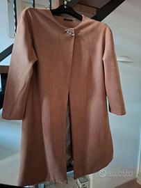 Soprabito primaverile da donna di colore cammello