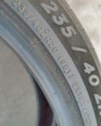 N.4 Michelin 235 40 20 pilot sport EV