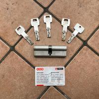 Cilindro Europeo con 5 chiavi + chiave duplicazion