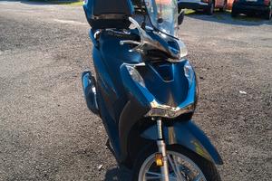 HONDA SH150I