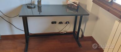 Tavolo/scrivania moderno