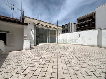 S1 - duplex con terrazzo - corte signorile
