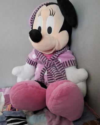 Minnie con pigiamino  rosa 