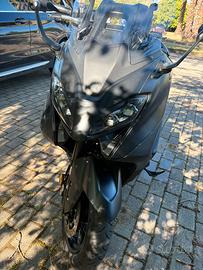 tmax 560 2023 km 3000