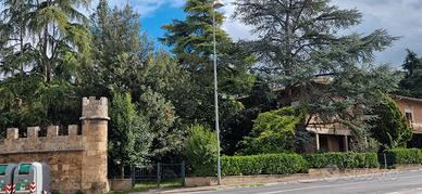 Villetta con giardino e box auto a Poggibonsi