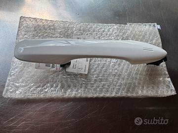 Maniglia Ant Dx Toyota Yaris 2020> 69210-K0060-A0