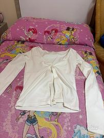 t-shirt bianca con scollo