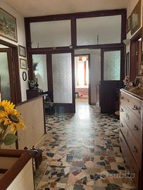 Grande appartamento in zona Valdera (Rif. C551)