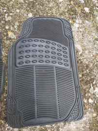 Tappetini in gomma universali auto 