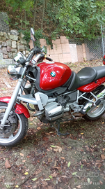 BMW R 1100 R rossa