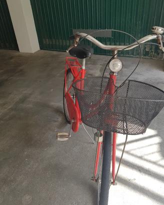 bicicletta rossa