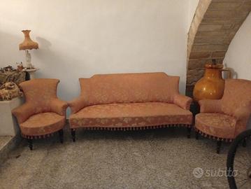 divano completo antico