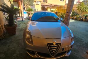 ALFA  ROMEO Giulietta 1.6 JTDm-2 105 CV Exclusive