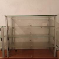 vetrina  da brioches 