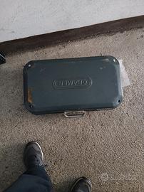 tavolino e grill da campeggio