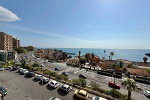 Panoramico 6 Vani + Garage(V.le Alcide De Gasperi)