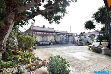 Villetta in zona residenziale