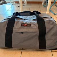 Borsone grigio Eastpak