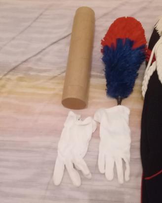 grande uniforme completa di pennacchio e giberna d