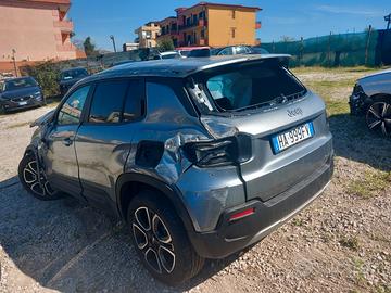 Jeep Avenger 1.2 Turbo 100 CV Summit sinistrato