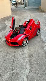 Macchina elettrica Ferrari FXXK