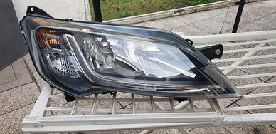 Faro destro Ducato 2025